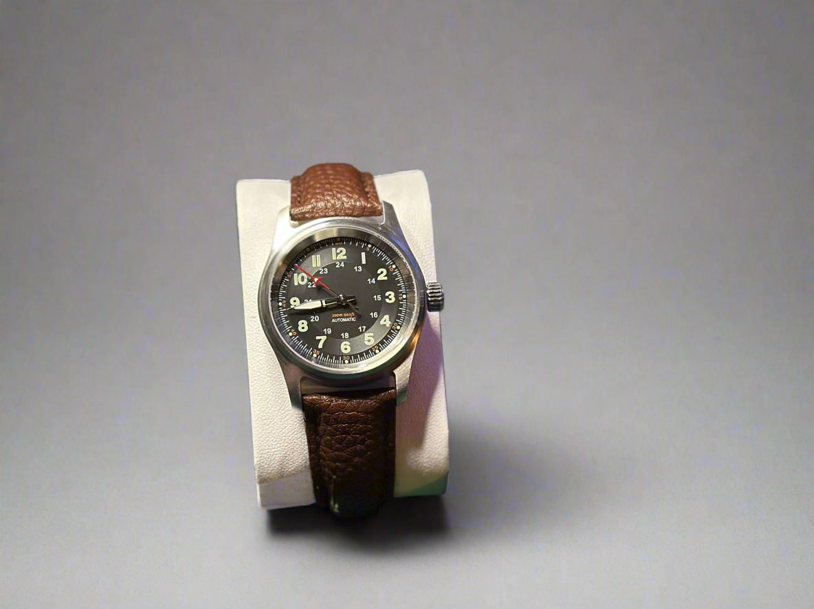 36mm Automatic pilots Watch w/ luminescent Arabic Numeral dial