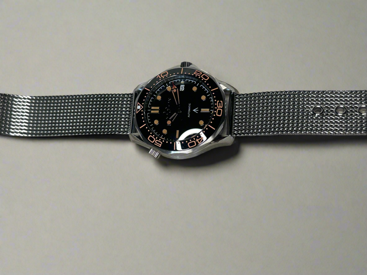 Bond Homage 40mm Automatic Watch on steel Mesh Bracelet