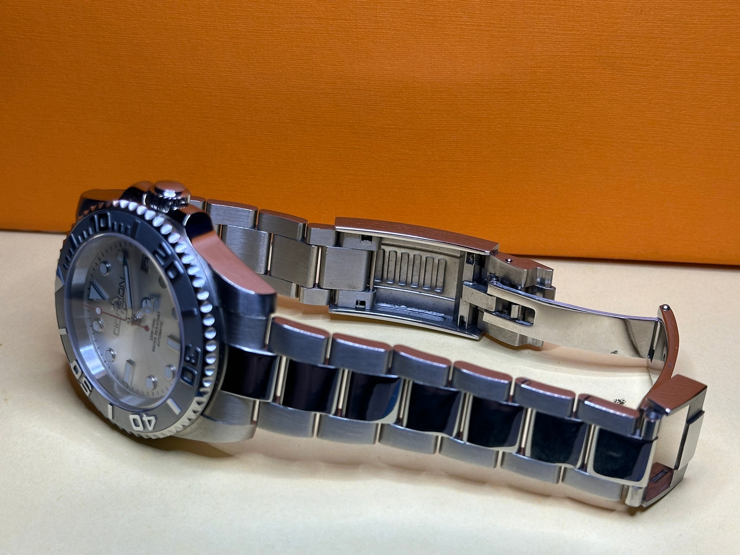 41mm yacht watch silver bezel, silver dial automatic NH35