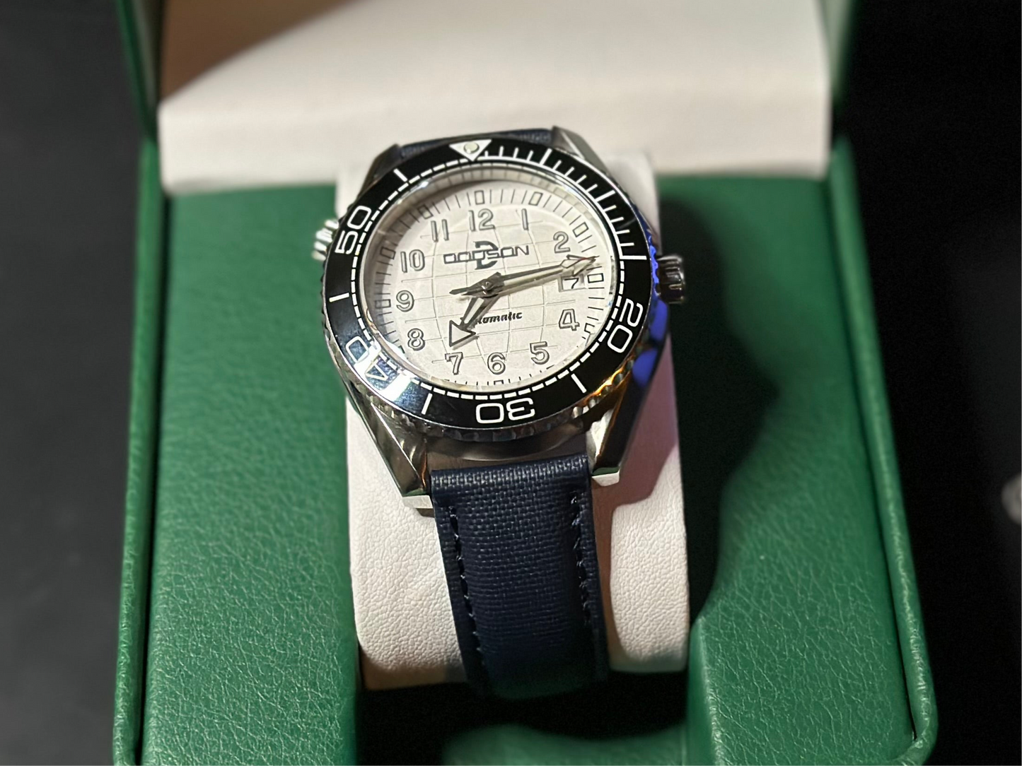43.5mm Planet Ocean Automatic Homage Watch - black bezel white dial automatic watch