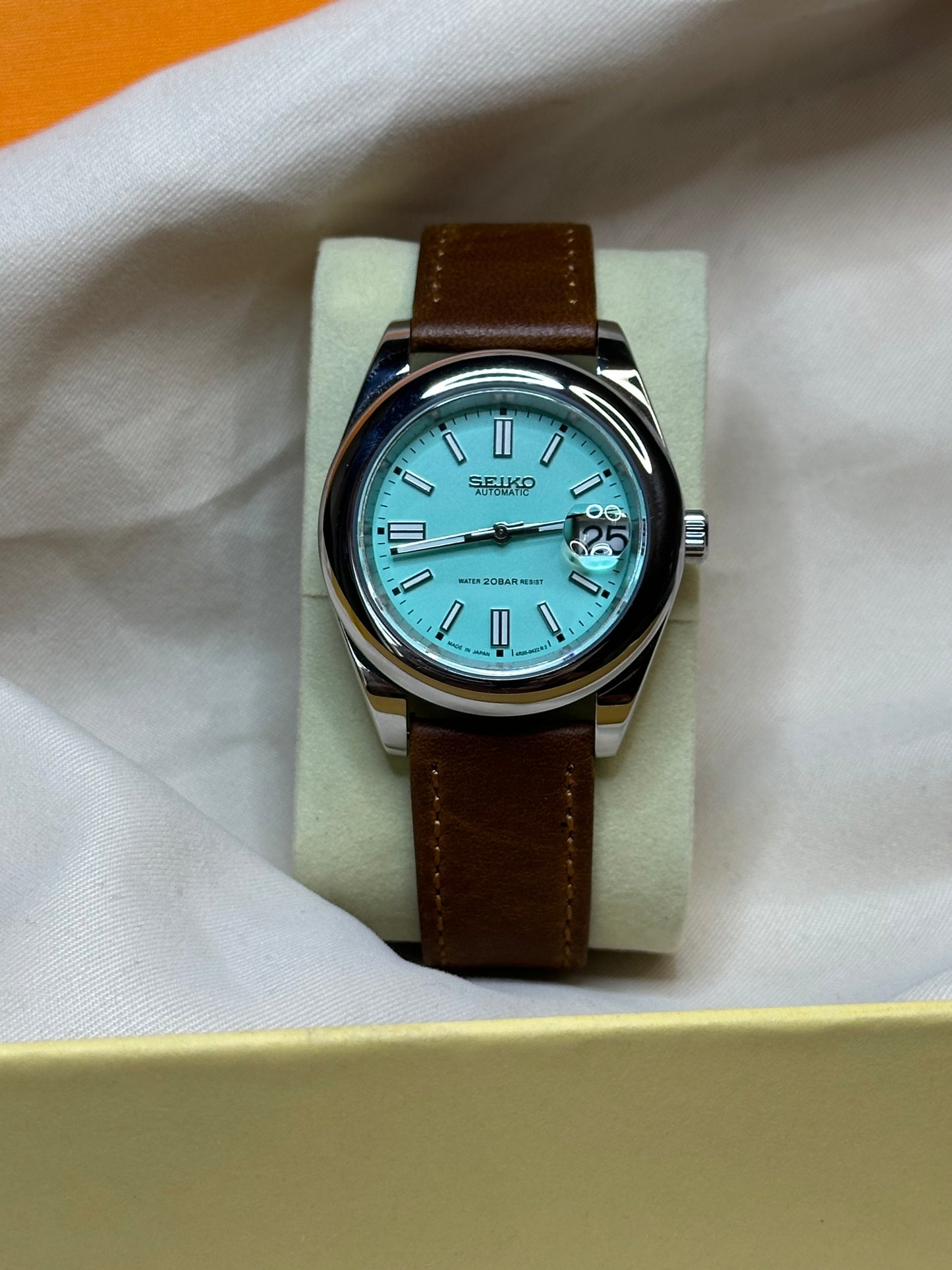 40mm mint blue dial date-just nh35 Seiko Mod on oyster stainless steel bracelet
