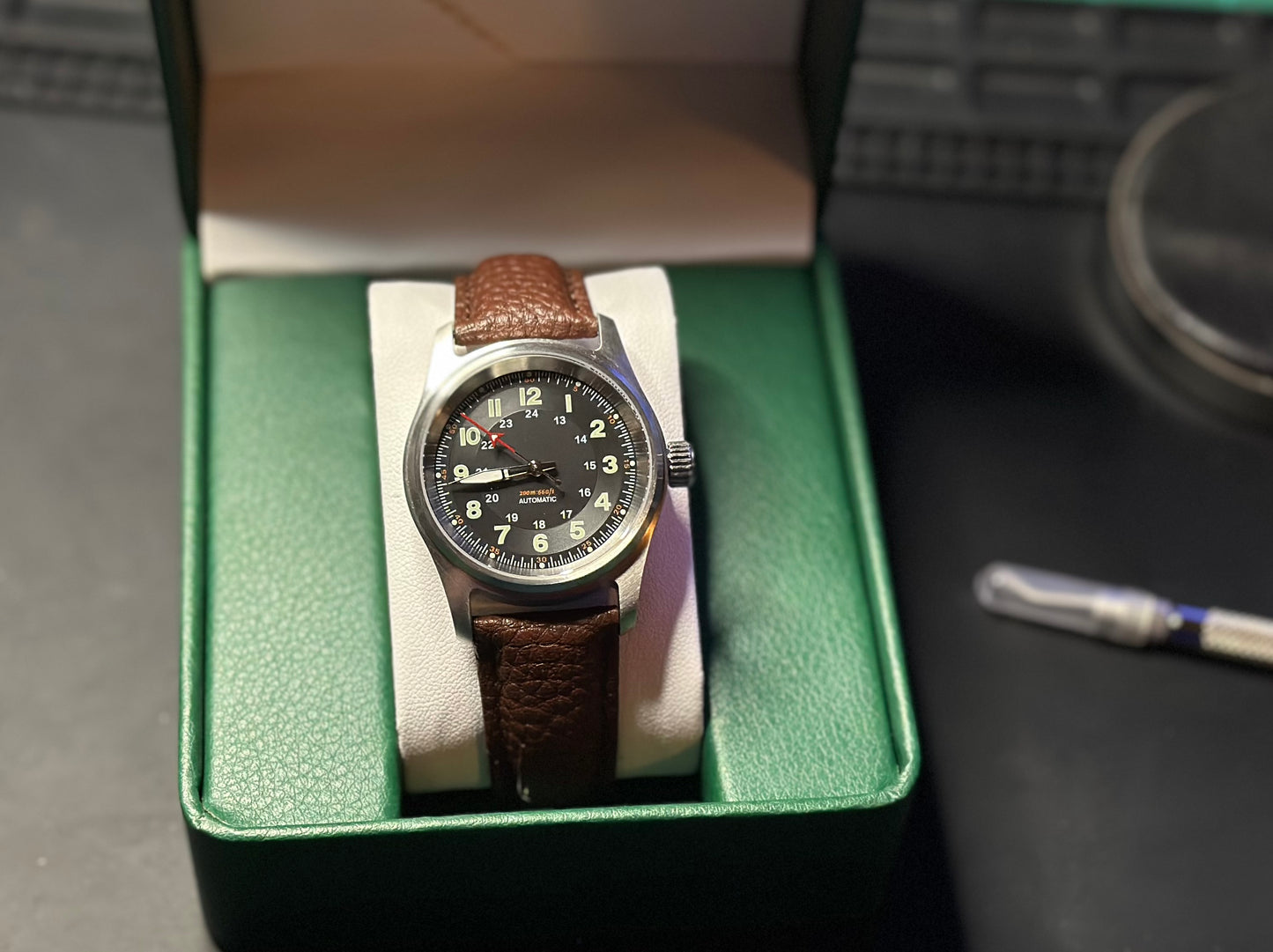 36mm Automatic pilots Watch w/ luminescent Arabic Numeral dial