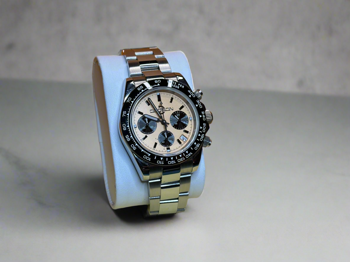 40mm sand dial Vk63 mechaquartz chronograph w/ black bezel
