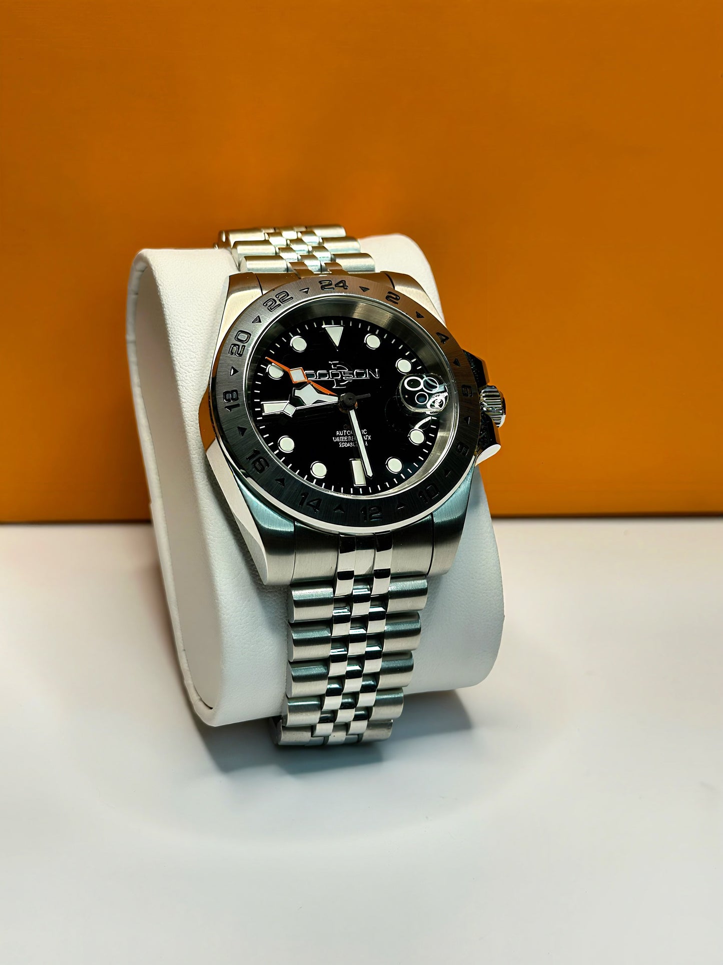 Black dial , GMT watch NH34 on jubilee bracelet
